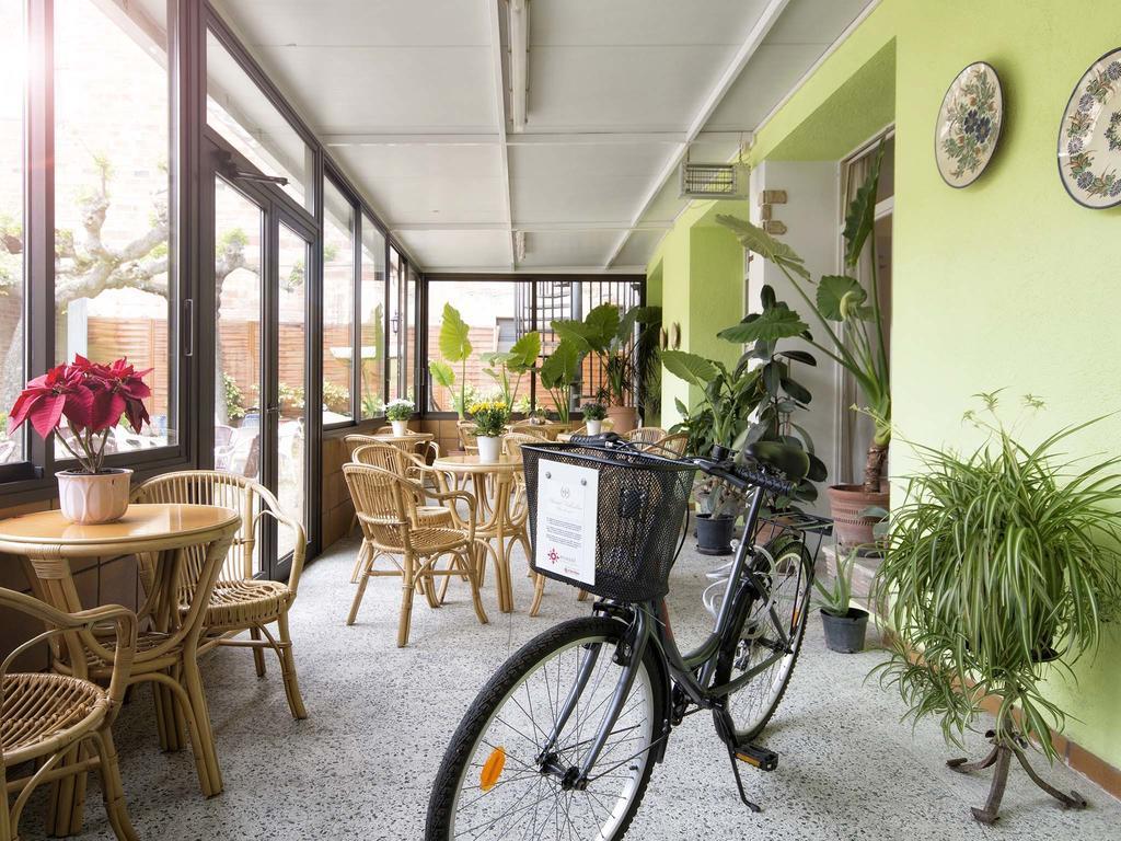 Hostal Fabrellas กัลเดส เด มาลาเวยา ภายนอก รูปภาพ